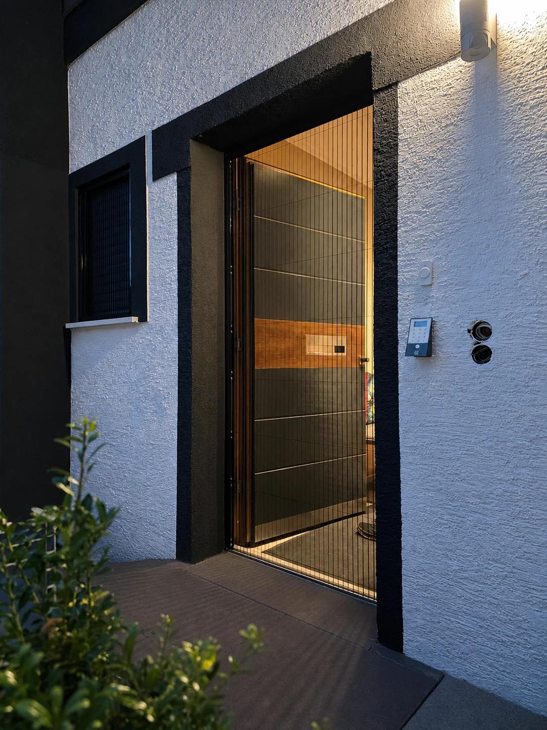 Haustür in der Abendsonne